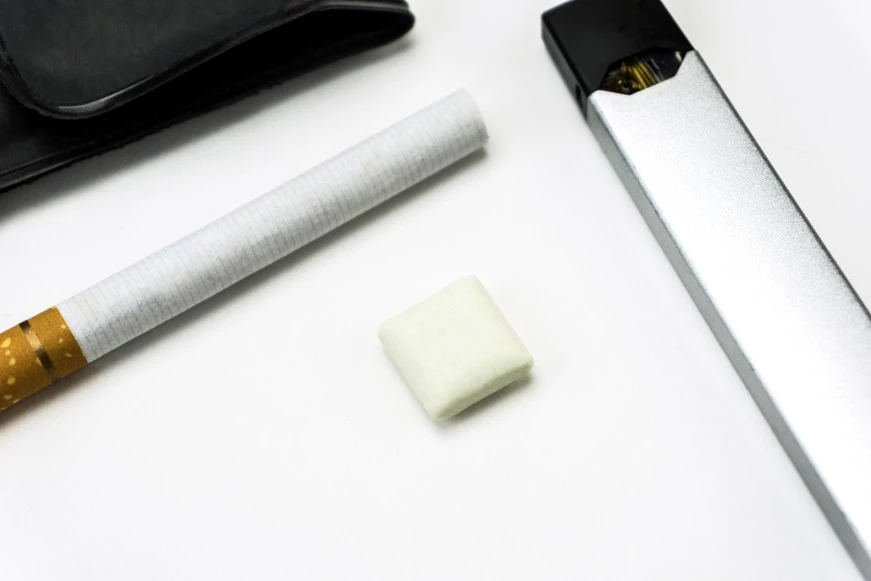 Research: Patterns of lifetime e-cig, tobacco cigarette and nicotine pouch use among young Australian's following the 2024 vaping reforms